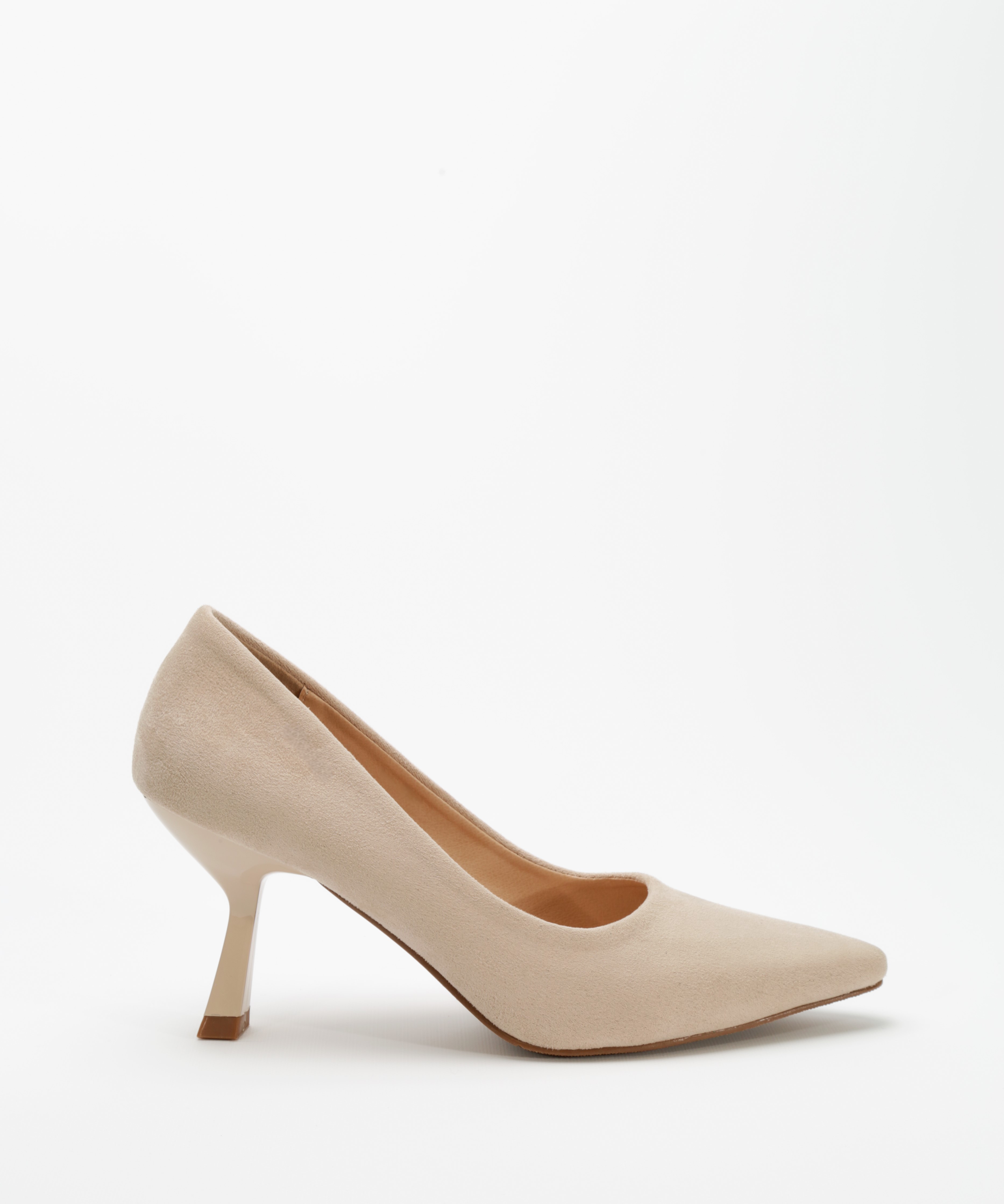 Sapatos de salto image number null